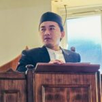 Alumni Hukum Keluarga UIN Bandung dan Mahasiswa Dual Degree UIII–SOAS Jadi Imam Masjid di London